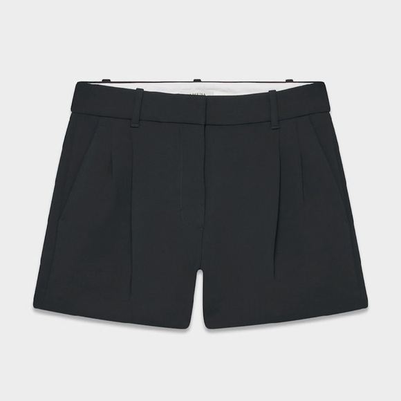 Aritzia Pants - The Effortless Short™ Mini - Crepette™